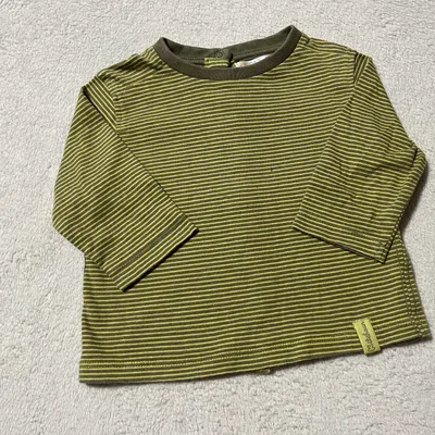 Très jolie haut à longue manche pour bébé garçon 